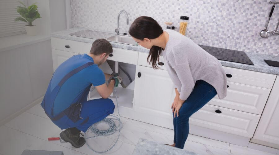 Local tankless water heater installation in Hollister, FL